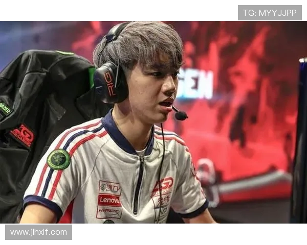 CSGO战术解析:IG战队如何实现战术转换与团队协作的深度剖析 CSGO战术解析:IG战队如何实现战术转换与团队协作的深度剖析