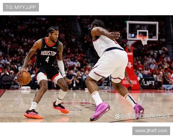 今天快船对阵火箭精彩录播回顾赛场瞬间与精彩表现分析